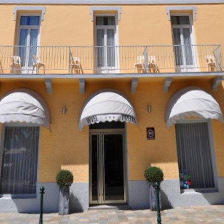 Hotel Imperial Αζάτσιο Εξωτερικό φωτογραφία