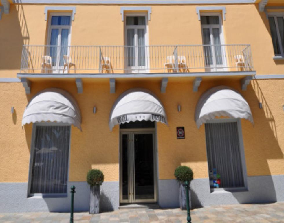 Hotel Imperial Αζάτσιο Εξωτερικό φωτογραφία